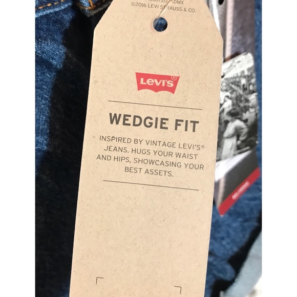 [levi’s] high waisted shorts - Picture 5 of 7